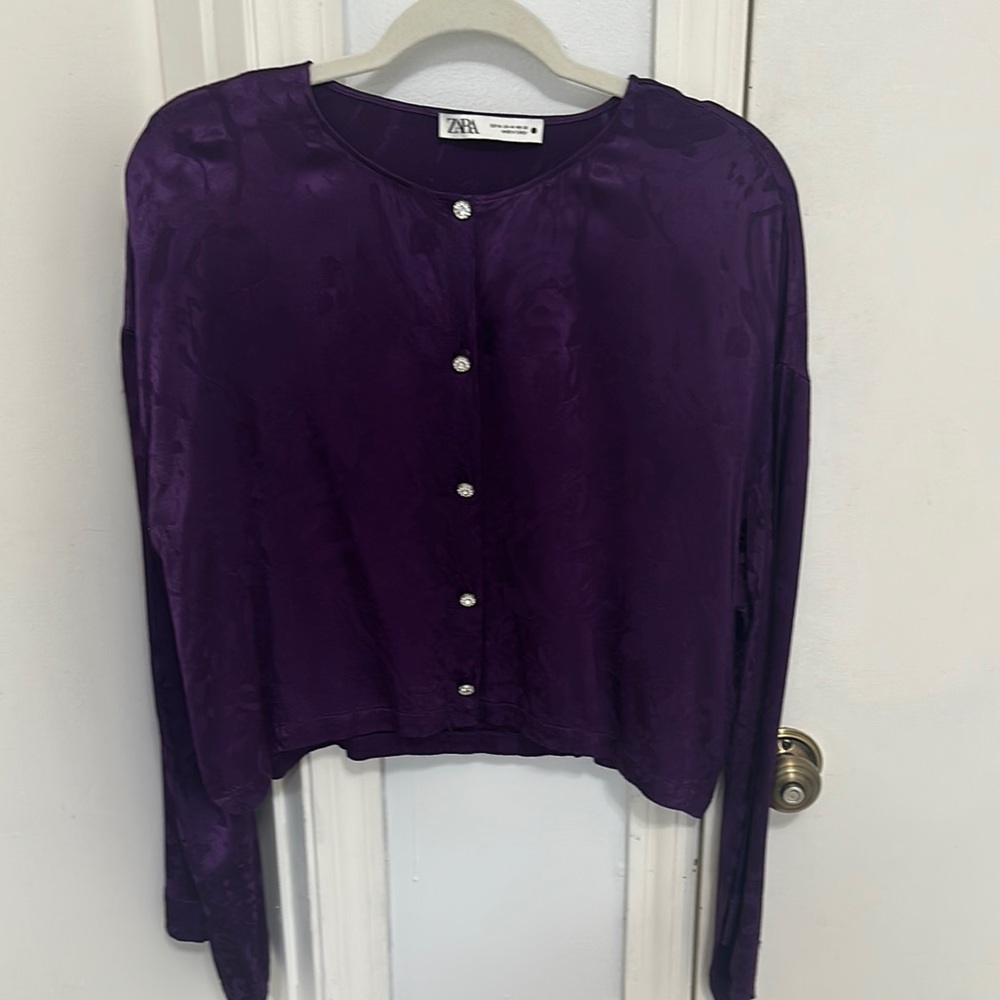 Zara Women's Purple Button-Up Top